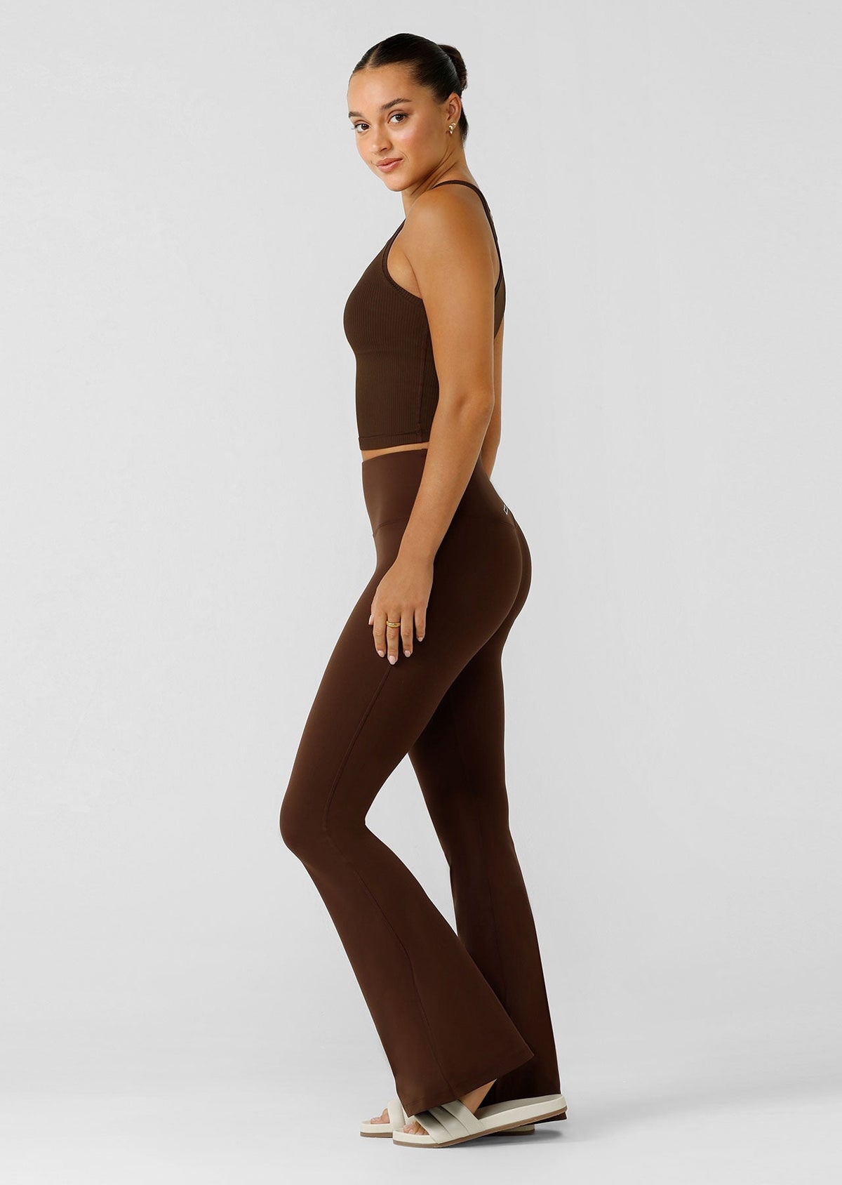 Effortless Phone Pocket Flared Leggings