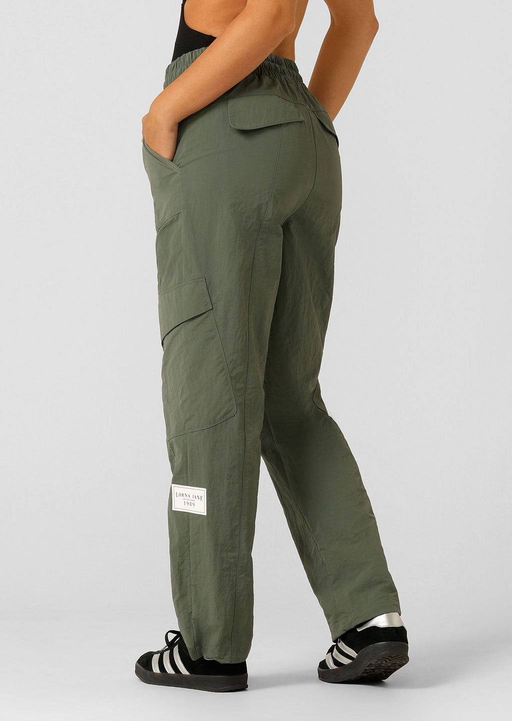 Iconic Slim Cargo Pants