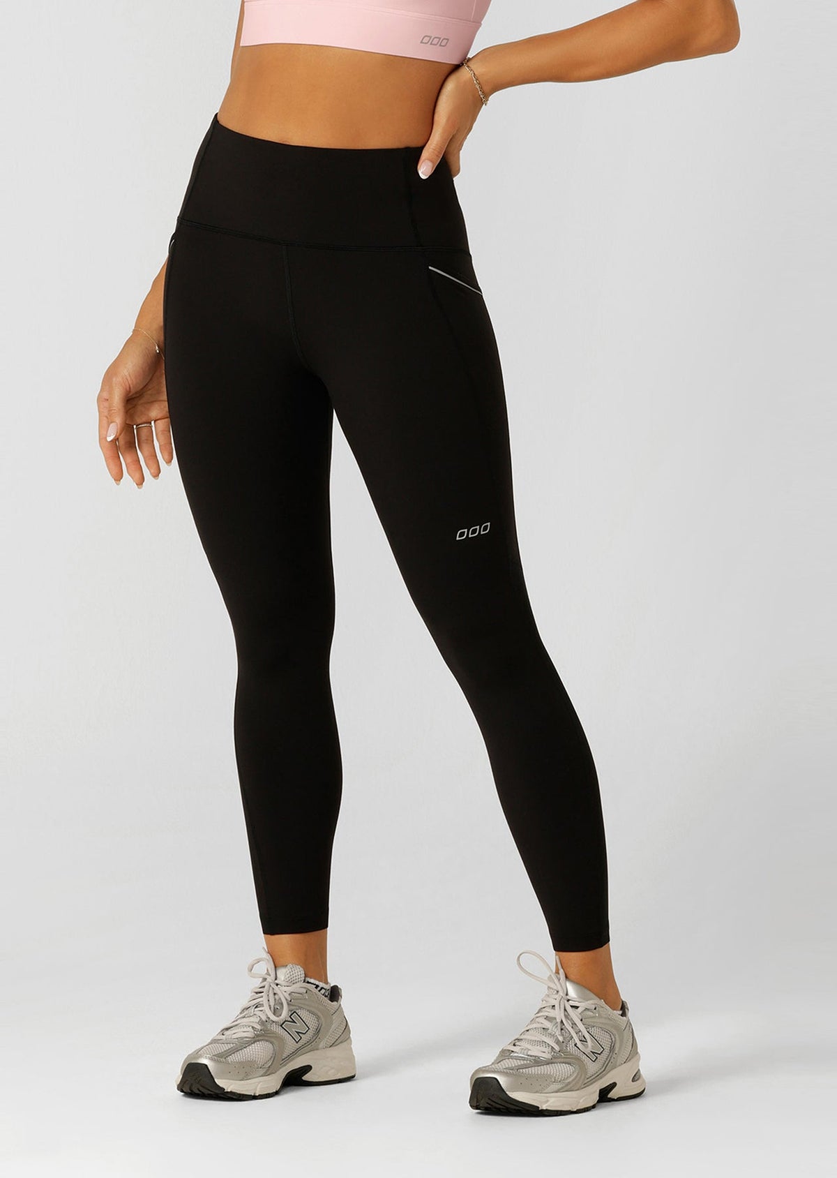 Peak Performance 3 Pocket Ankle Biter Leggings