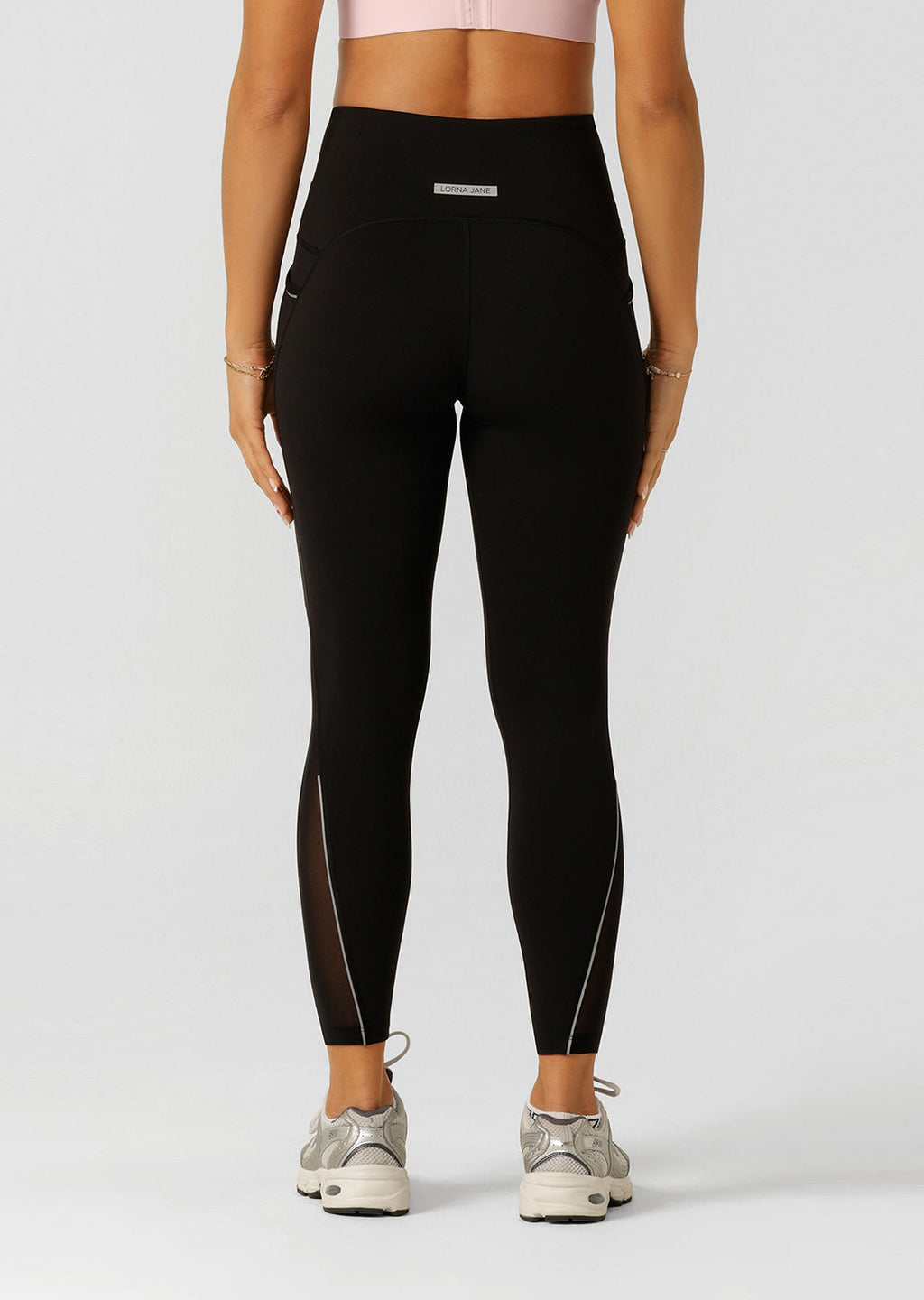 Peak Performance 3 Pocket Ankle Biter Leggings