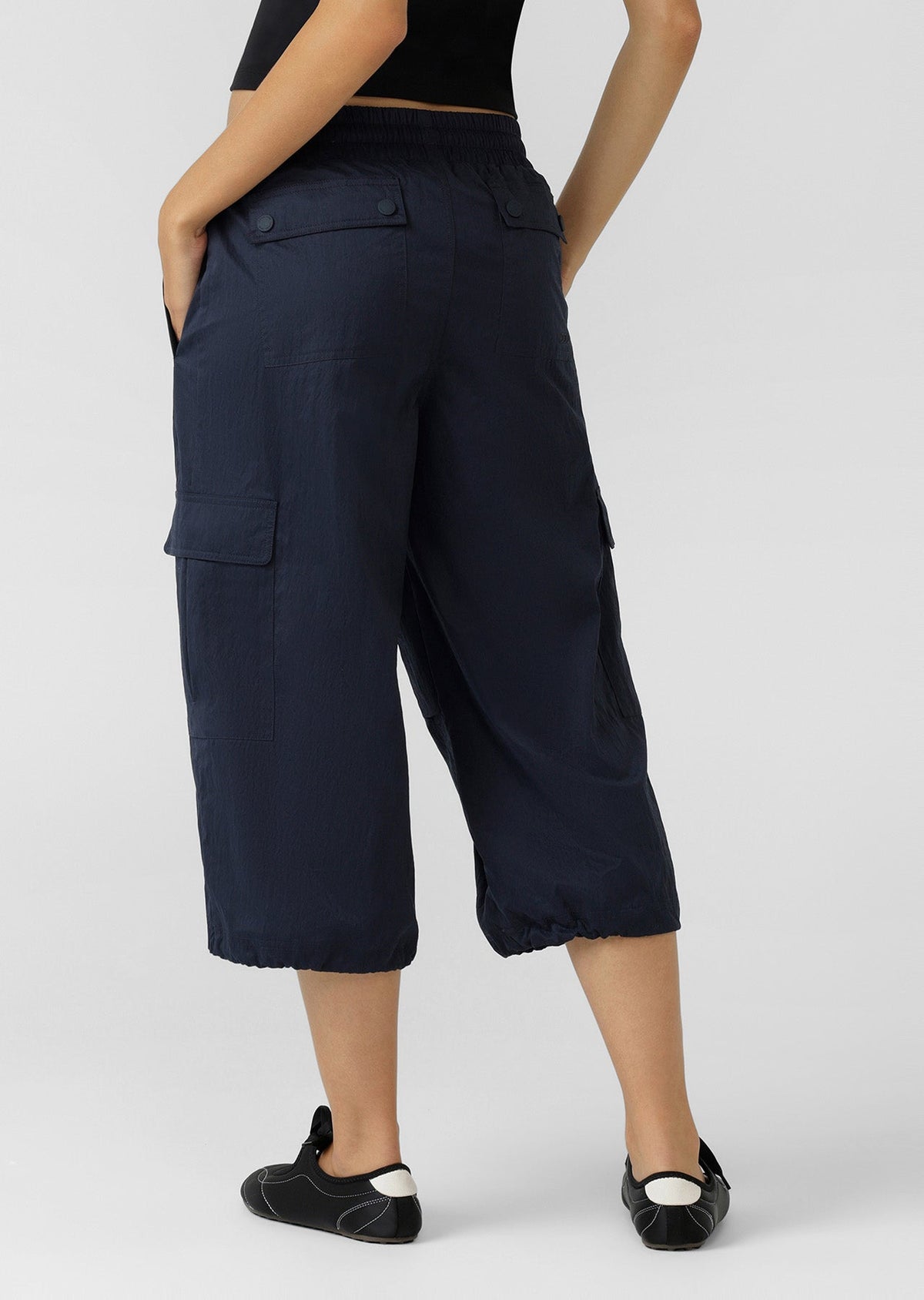 Go-To Cropped Cargo Pants