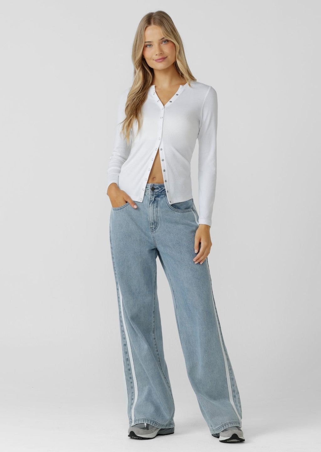 Nostalgia Light Wash Denim Pants