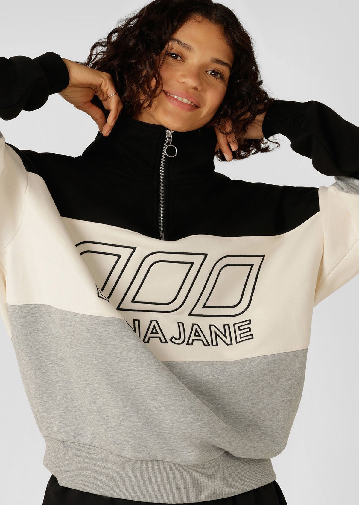 Iconic Quarter Zip Sweat