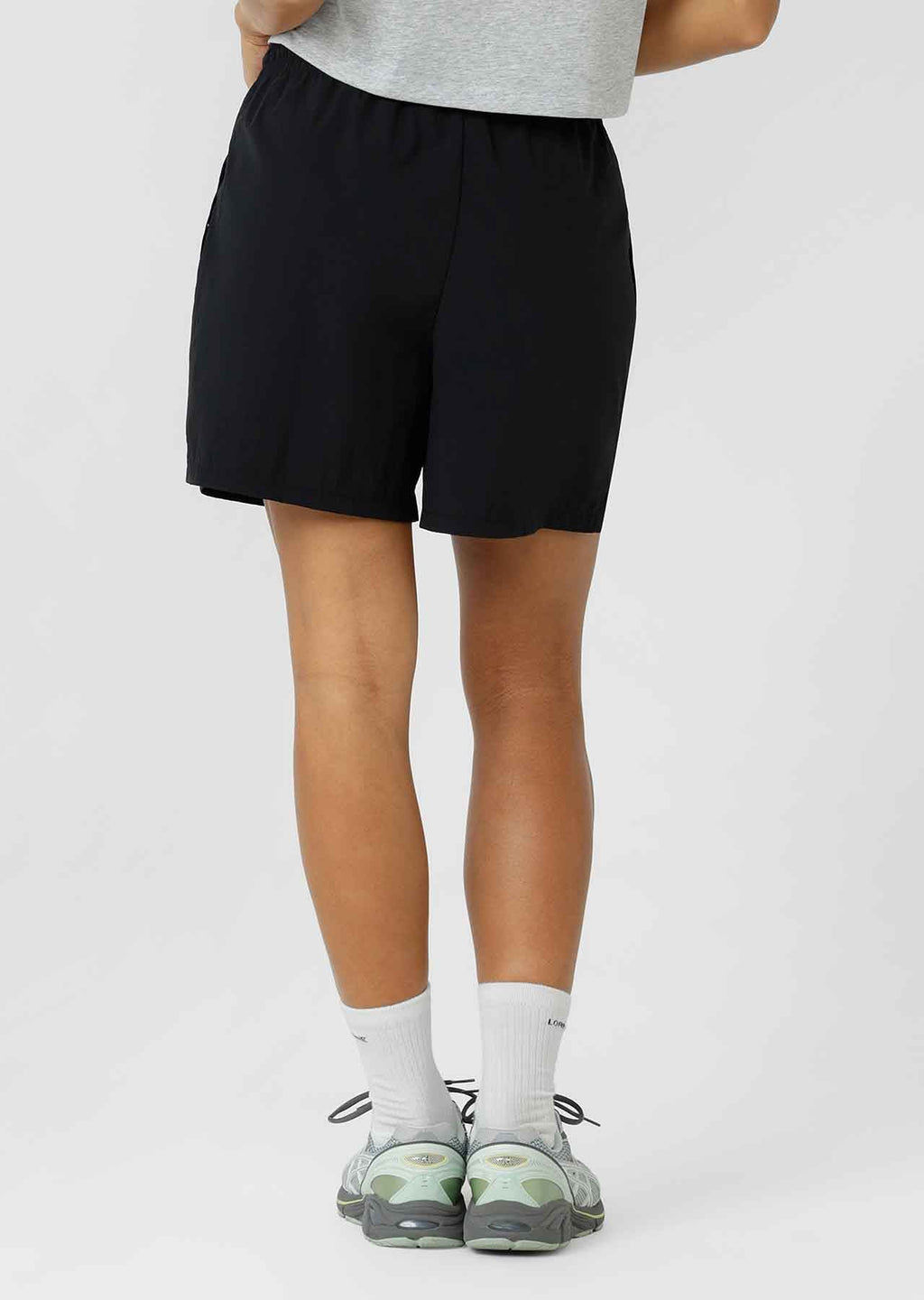 Advantage Shorts