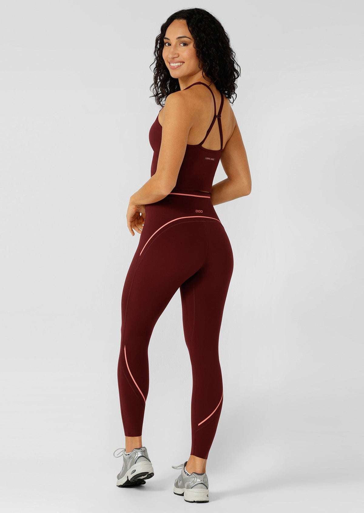 Move Well Bra Tank Combo
