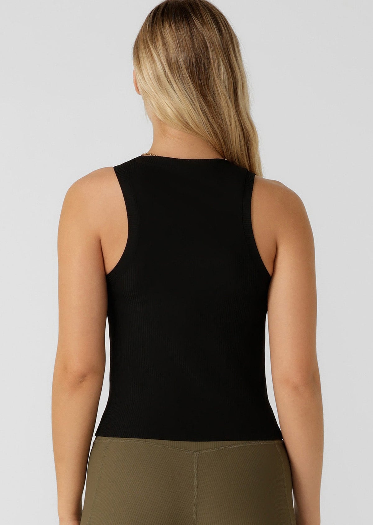 Dynamic Active Rib Tank