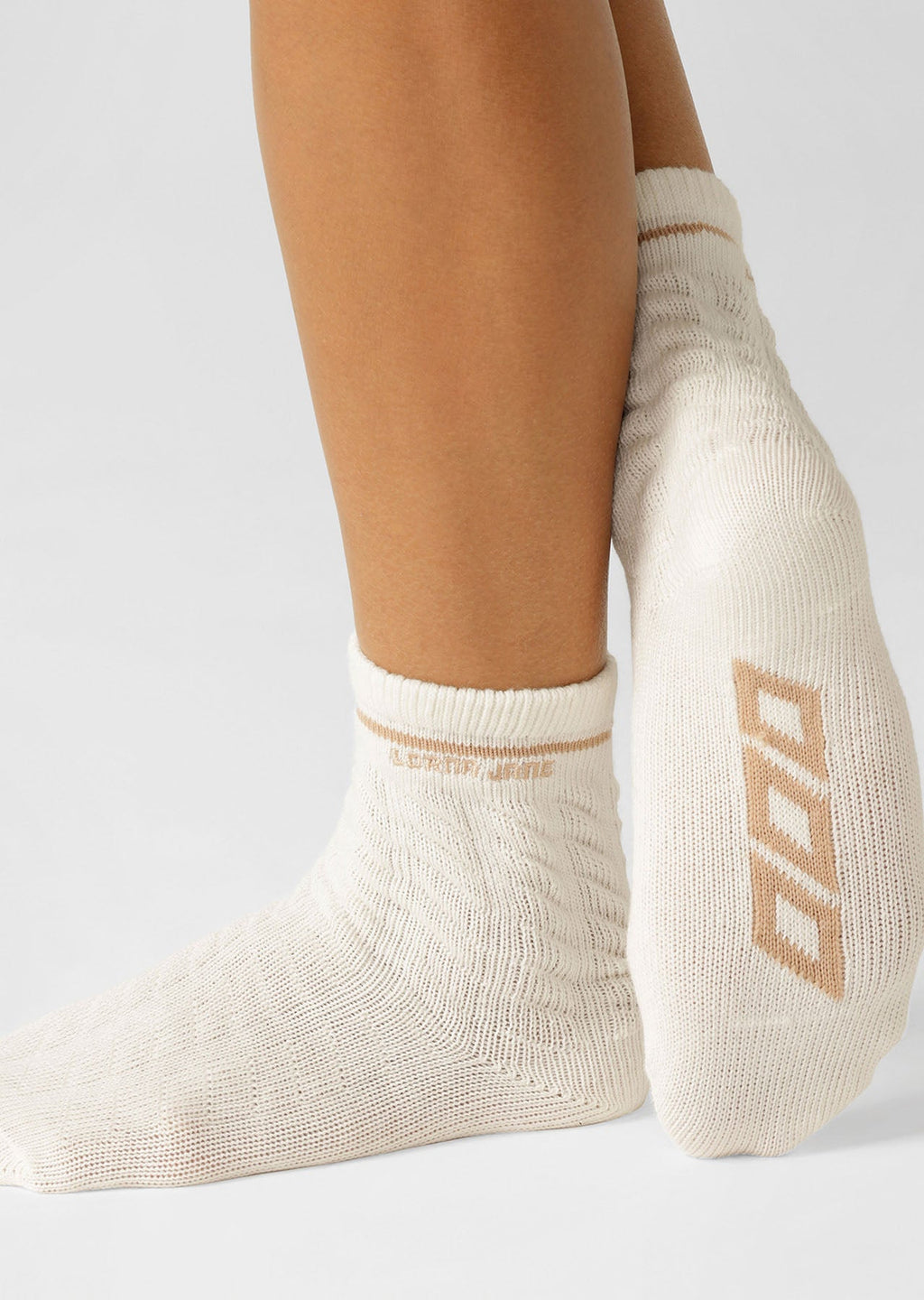 Cable Knit Crew Socks