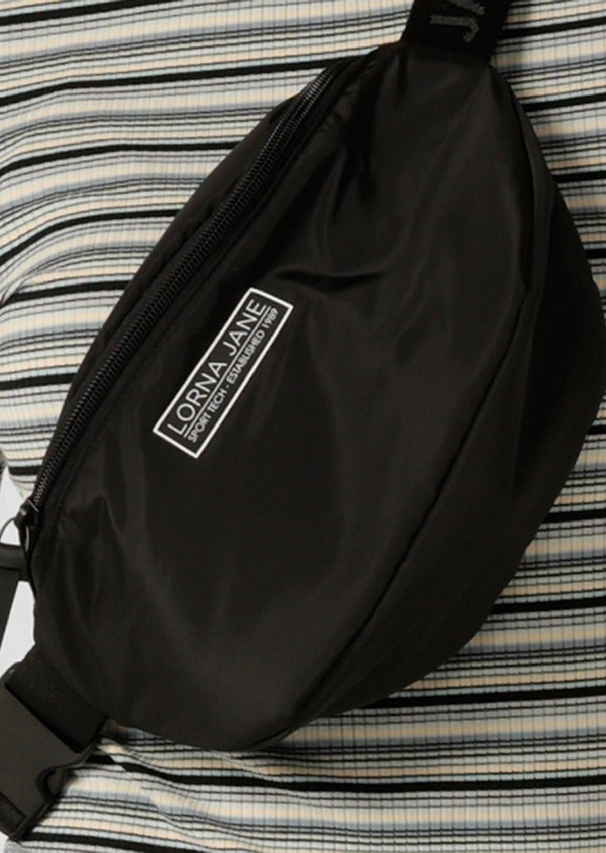 Essential Belt Bag