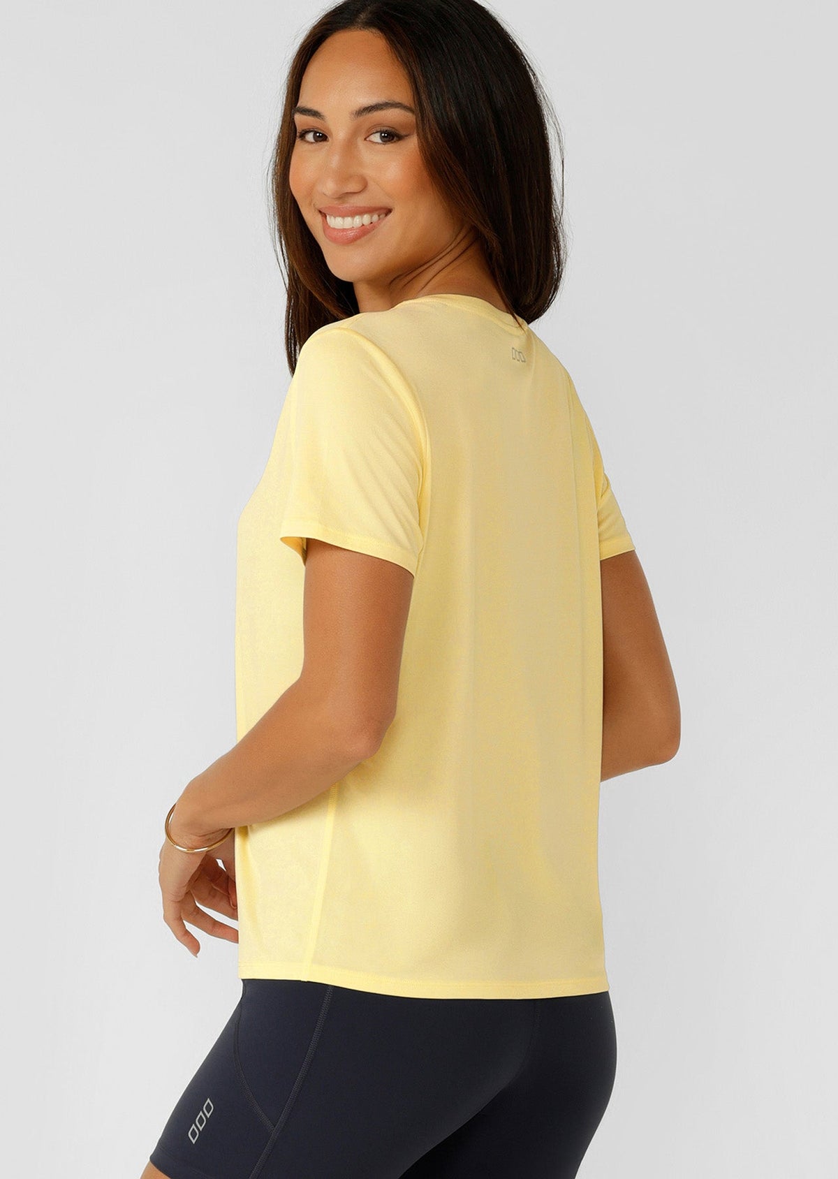 Amy Dynamic Active V-Neck T-Shirt