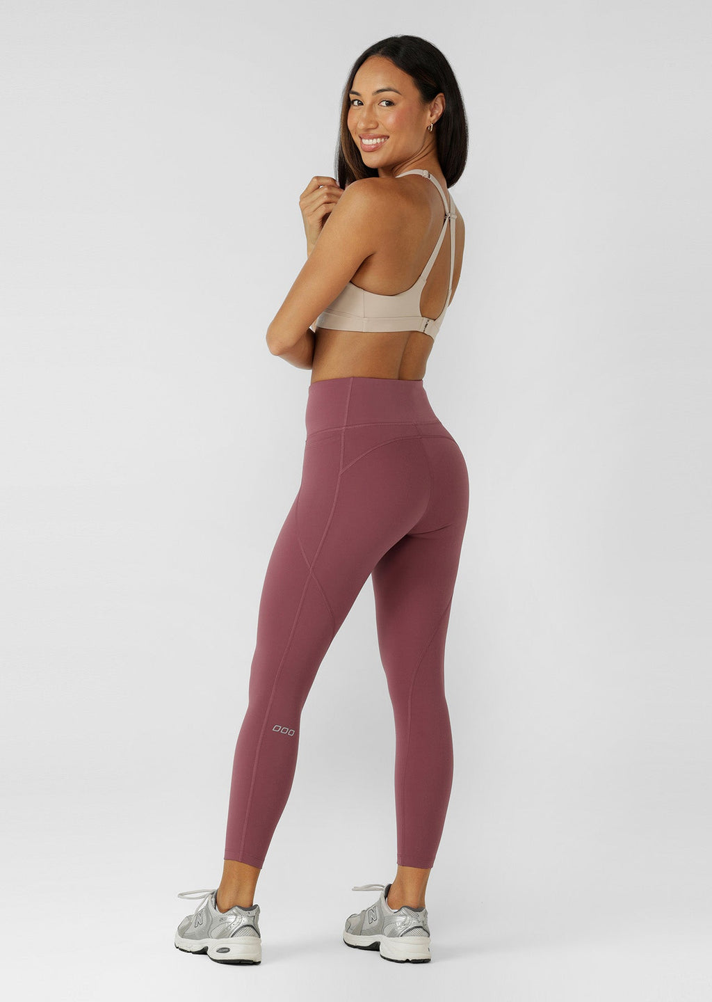 Amy No Chafe Phone Pocket Ankle Biter Leggings