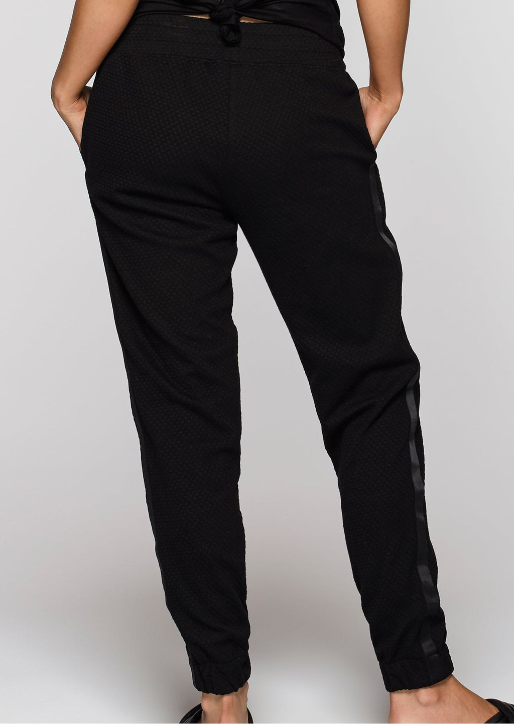 Athleisure F/L Pants