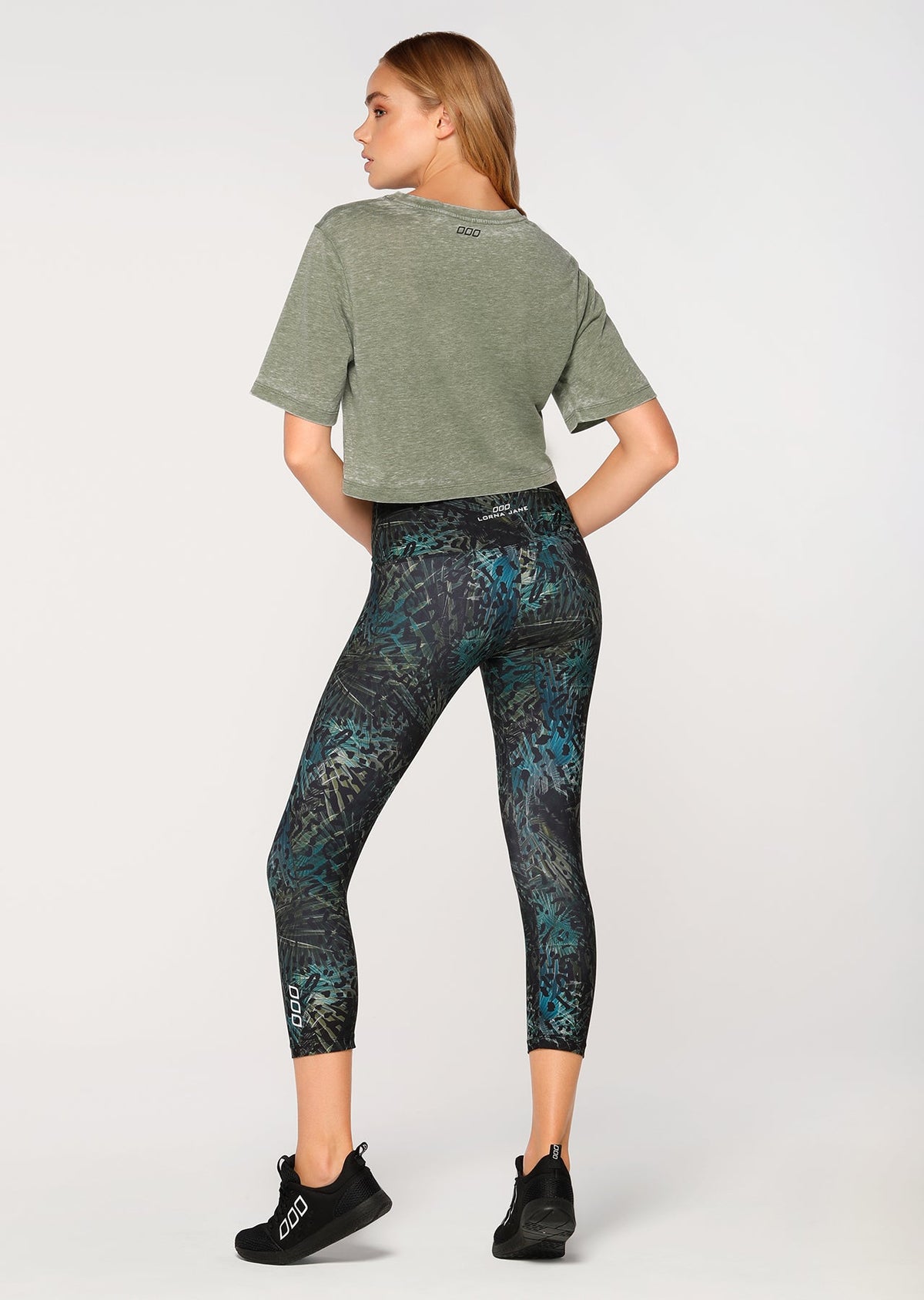 Babes Club Cropped Tee