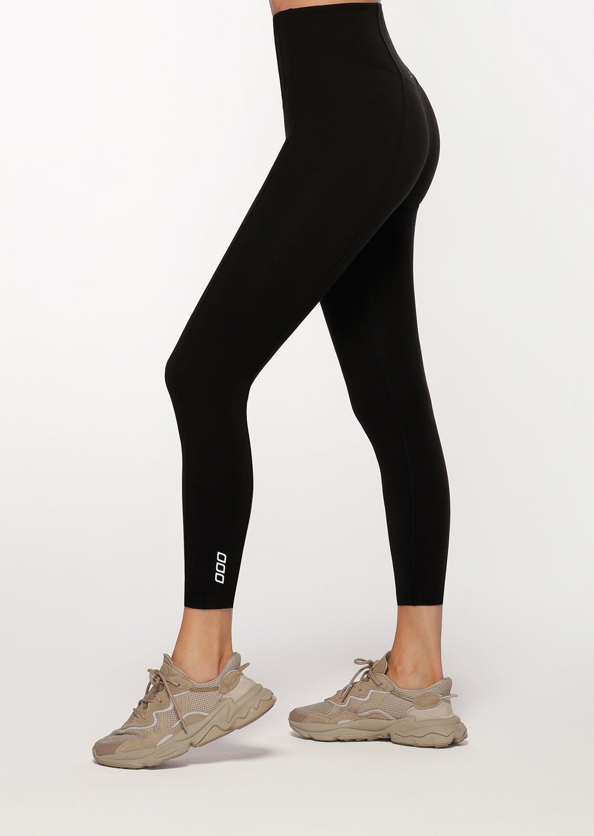 Curve Defining Ankle Biter Leggings
