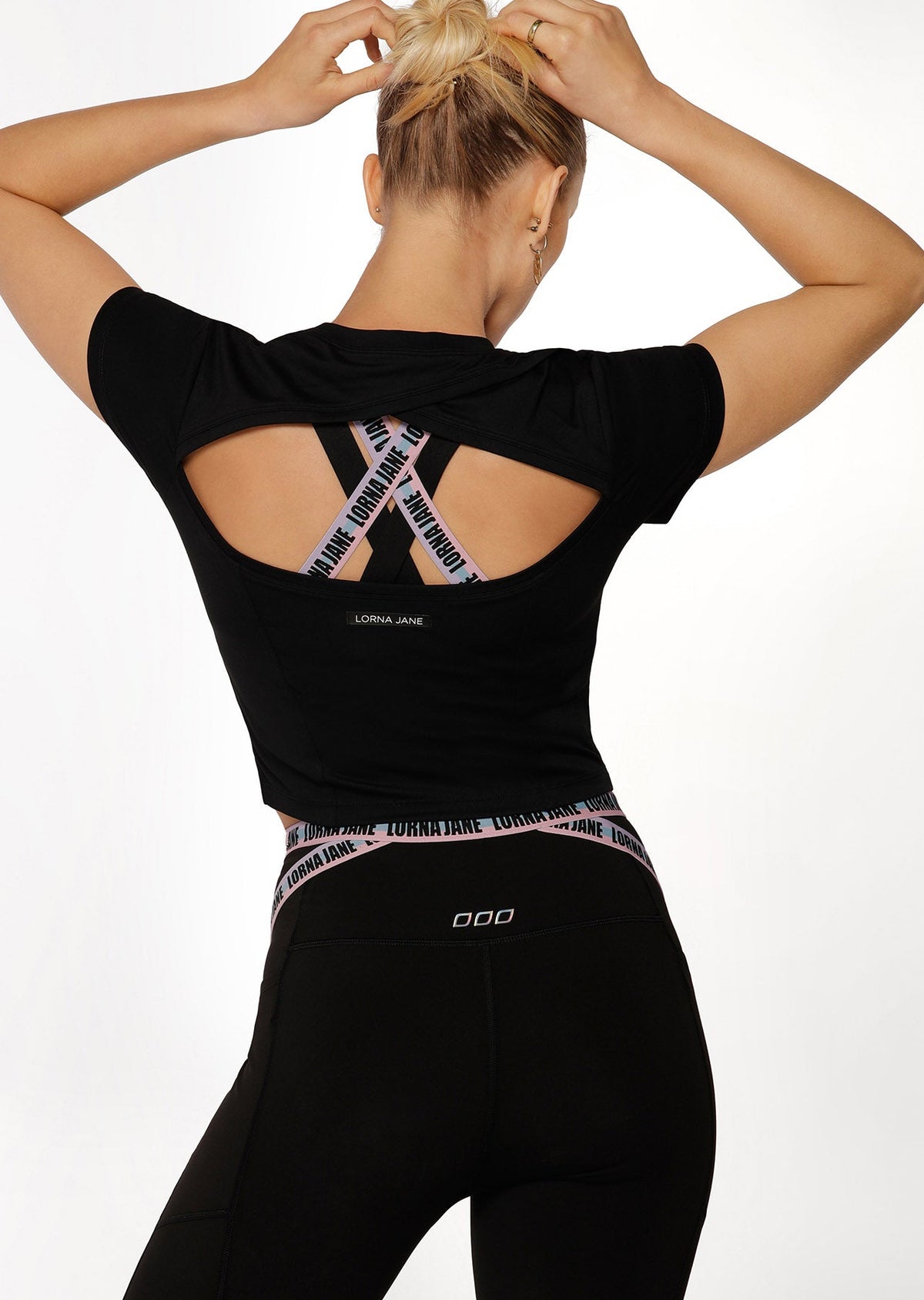 Cutout Active Short Sleeve Crop Top