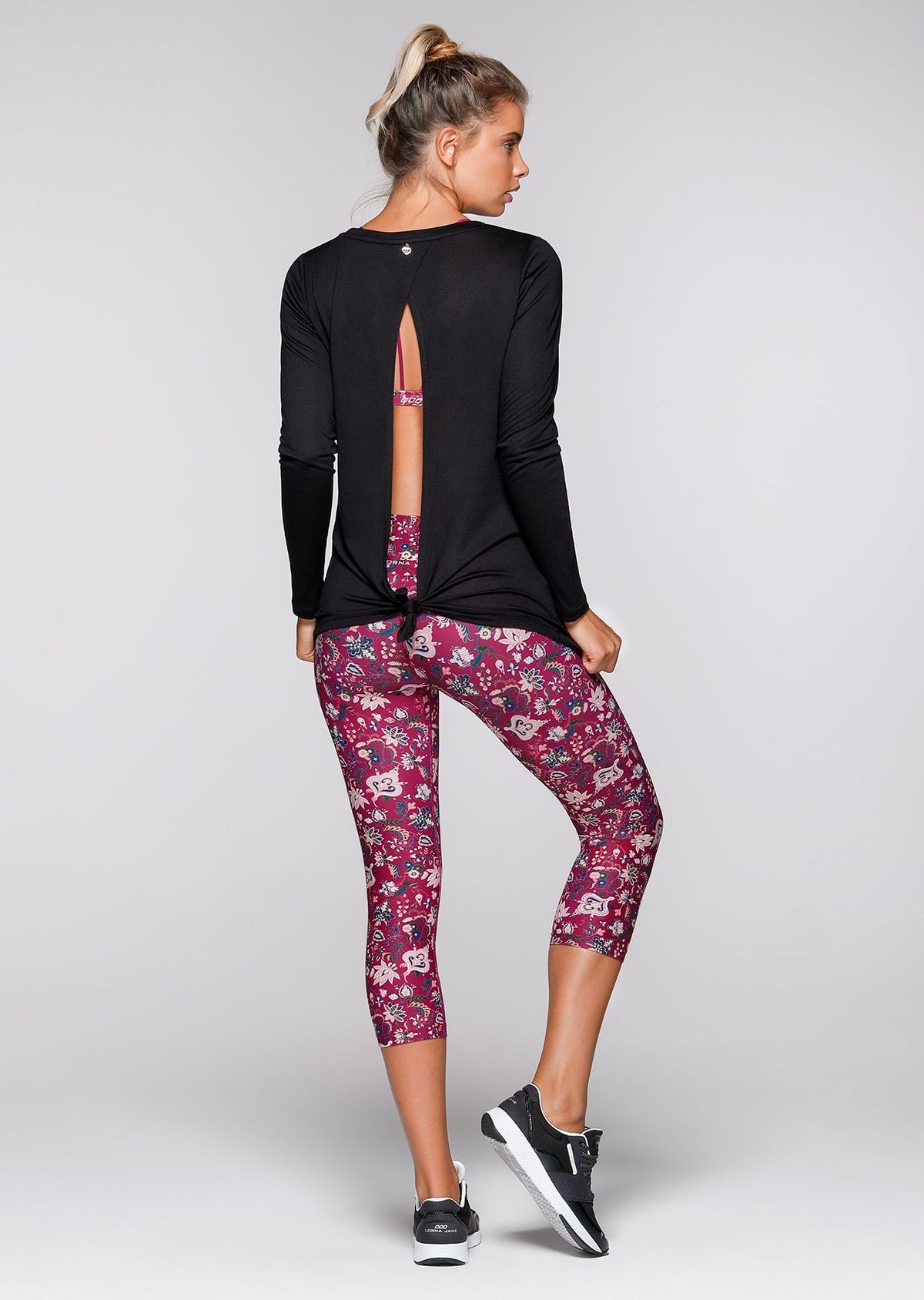 Enlighten L/Slv Top