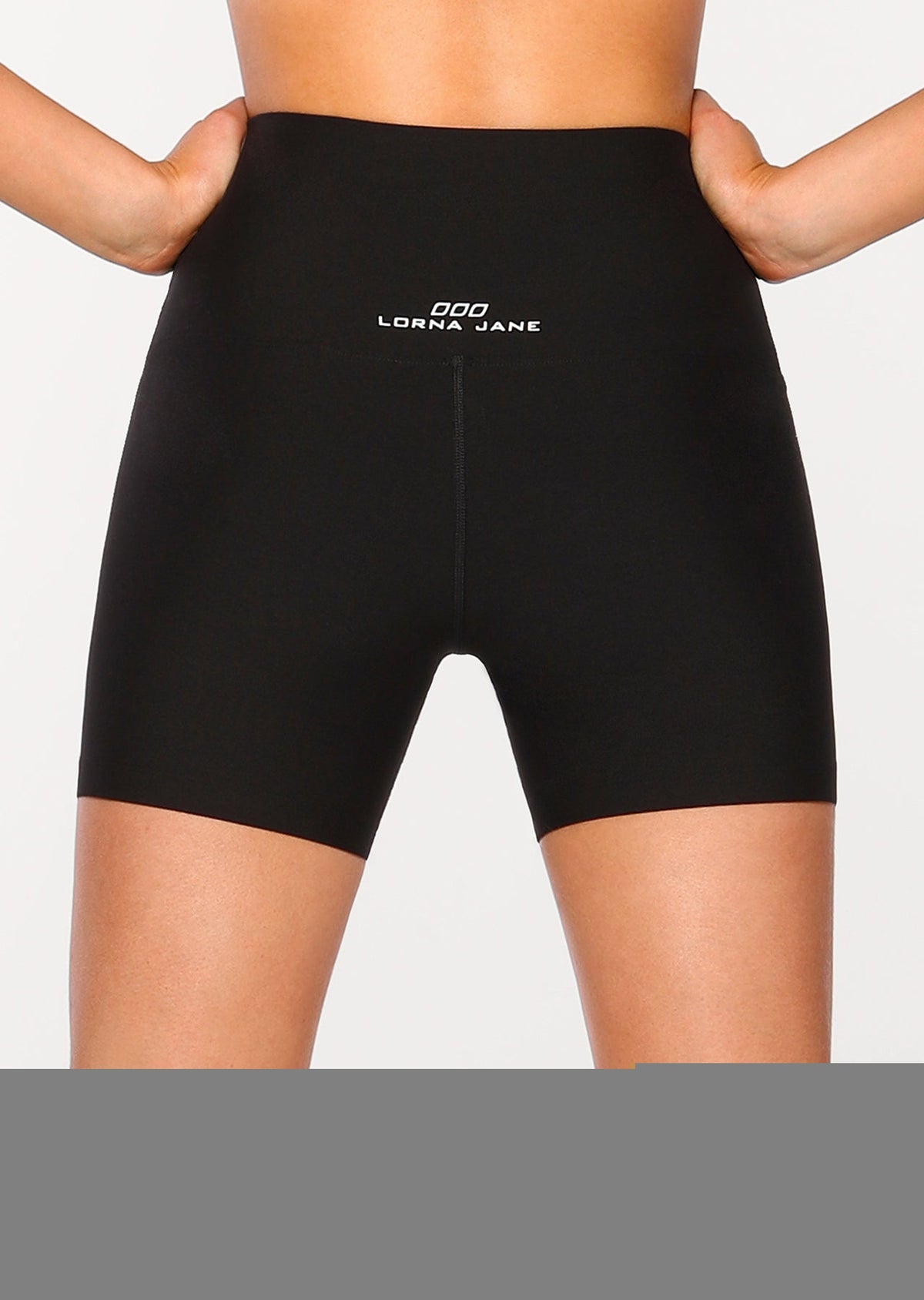 Everyday Short Tight