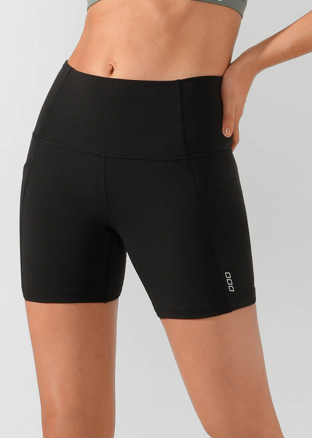 Everyday Short Tight