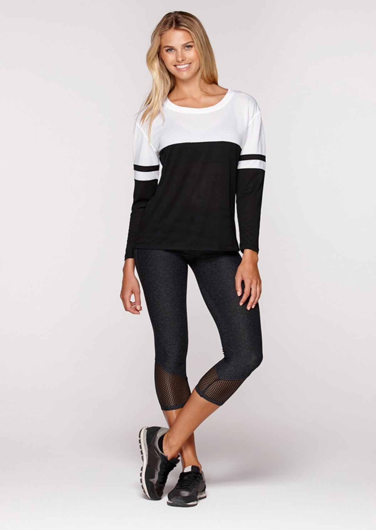 Eyes On Me L/Slv Active Top