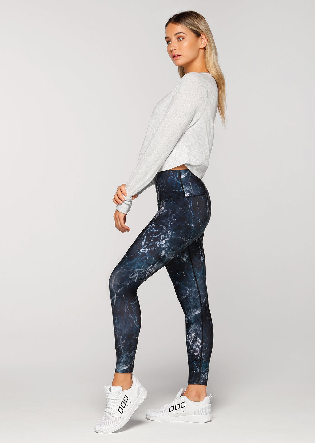 Feather Cropped Sweat