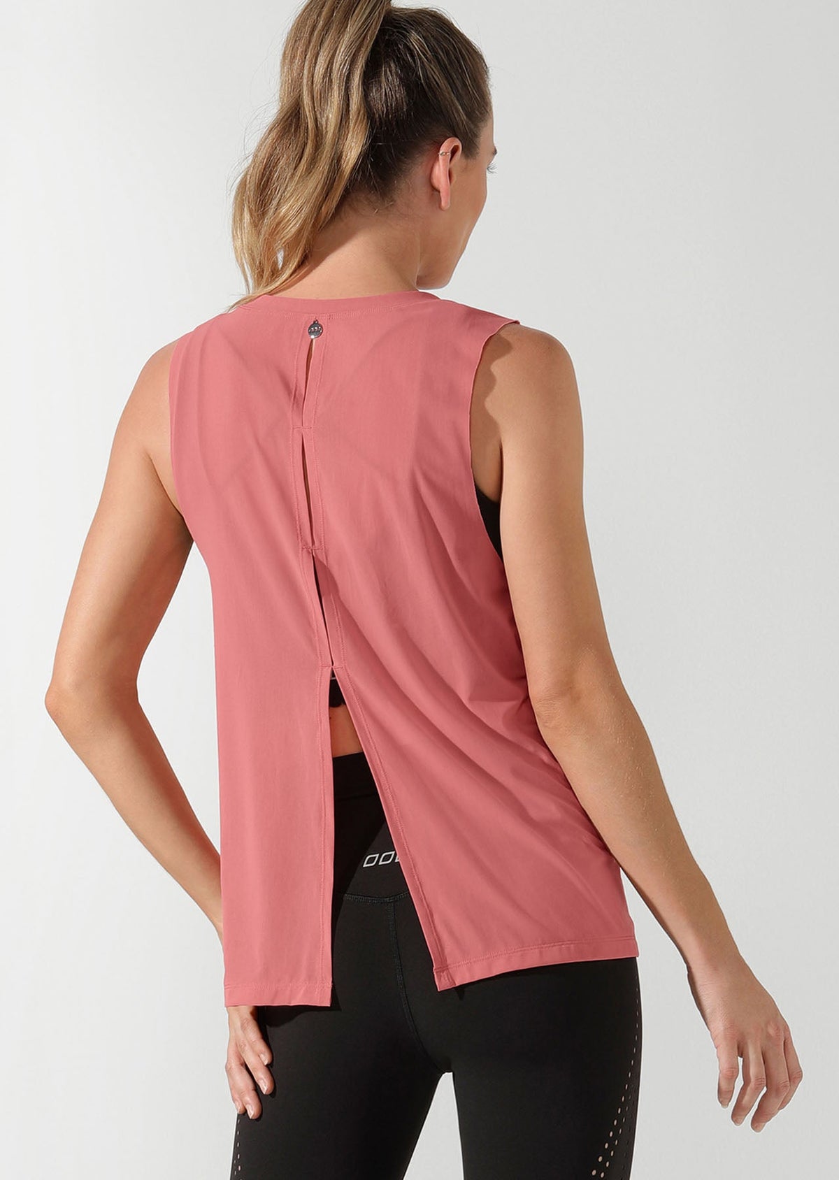 Flow Mesh Tank