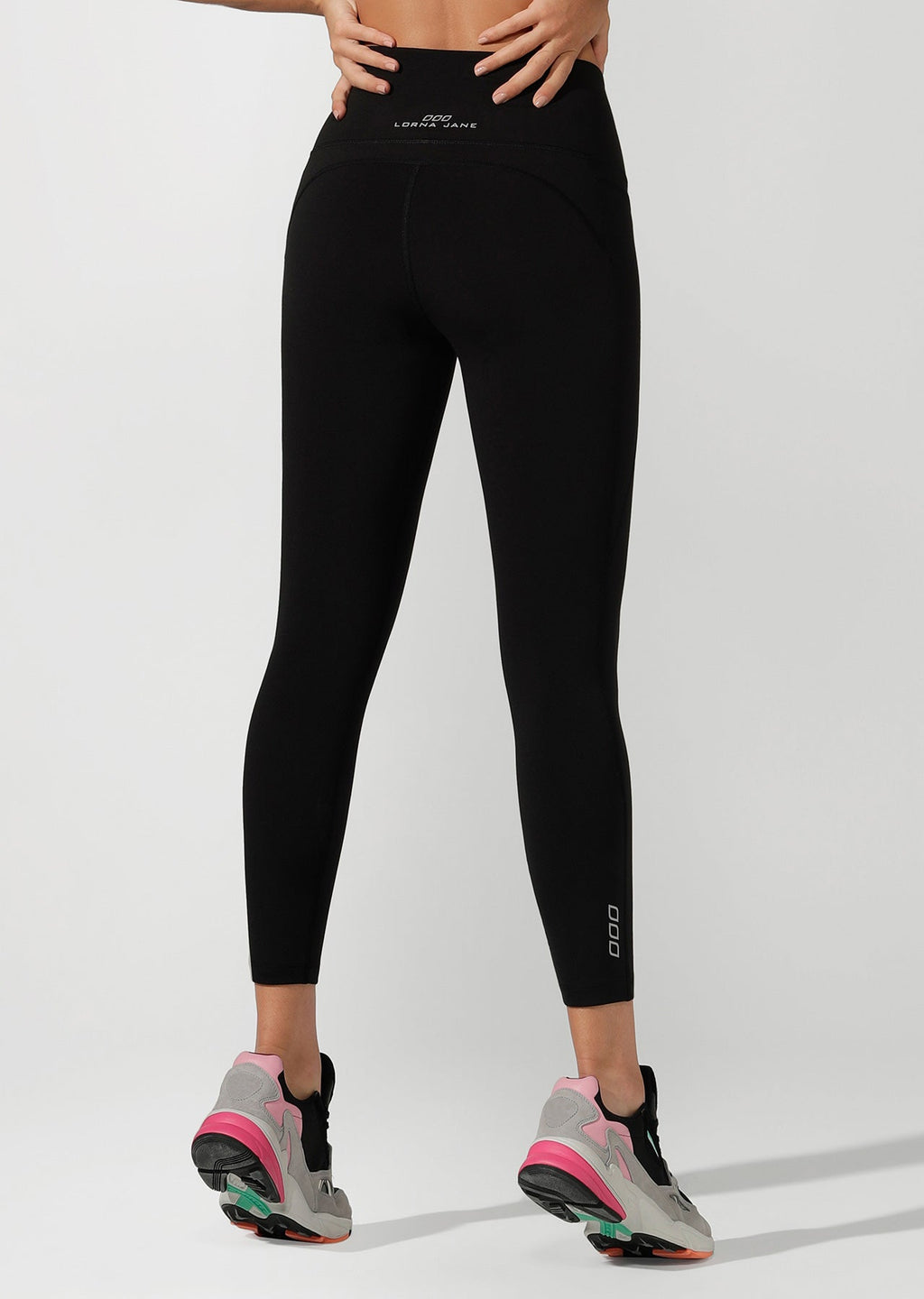 High Rise Pocket Core Ankle Biter Tight