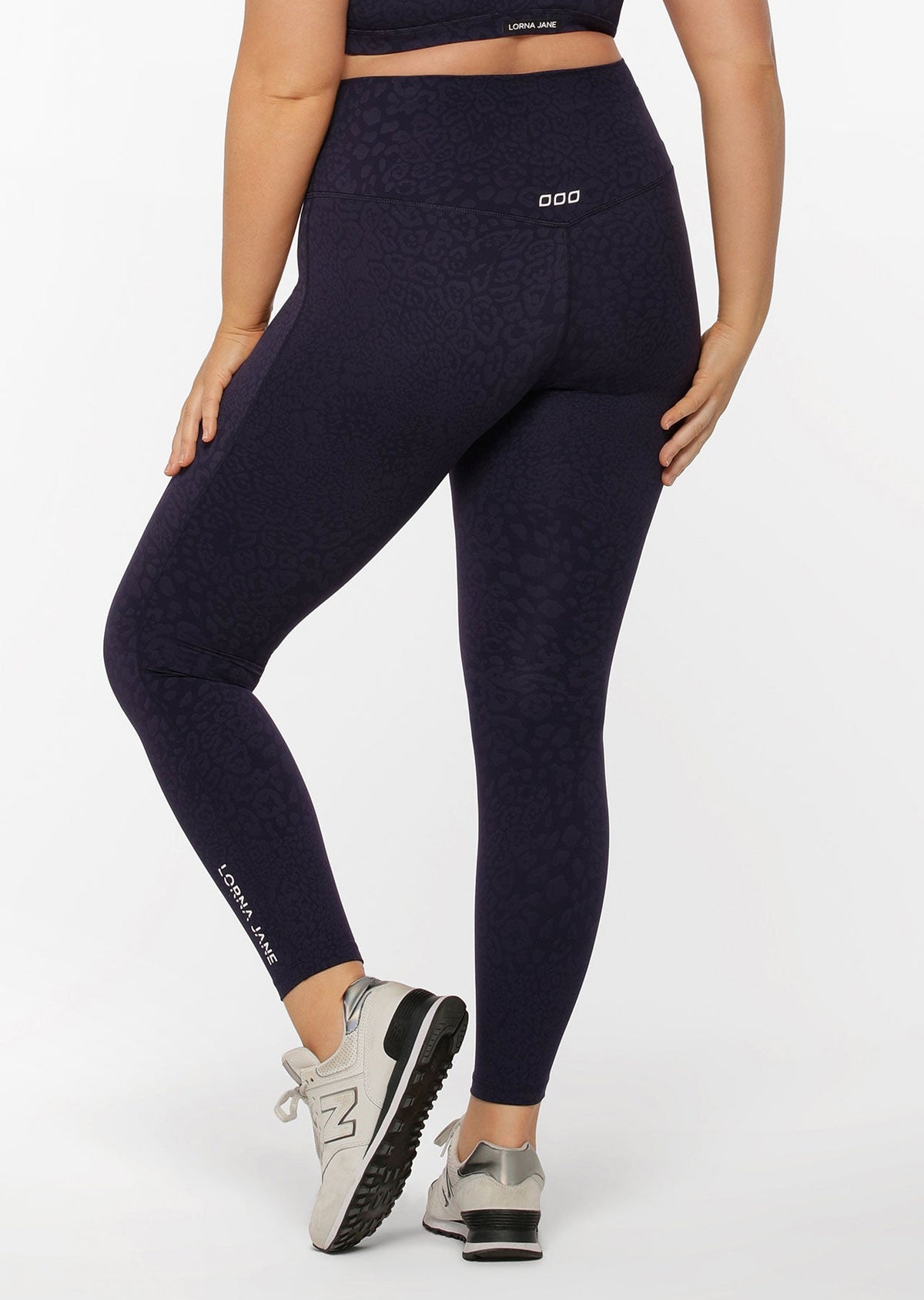 LJ Cloud Lotus No Chafe Ankle Biter Leggings