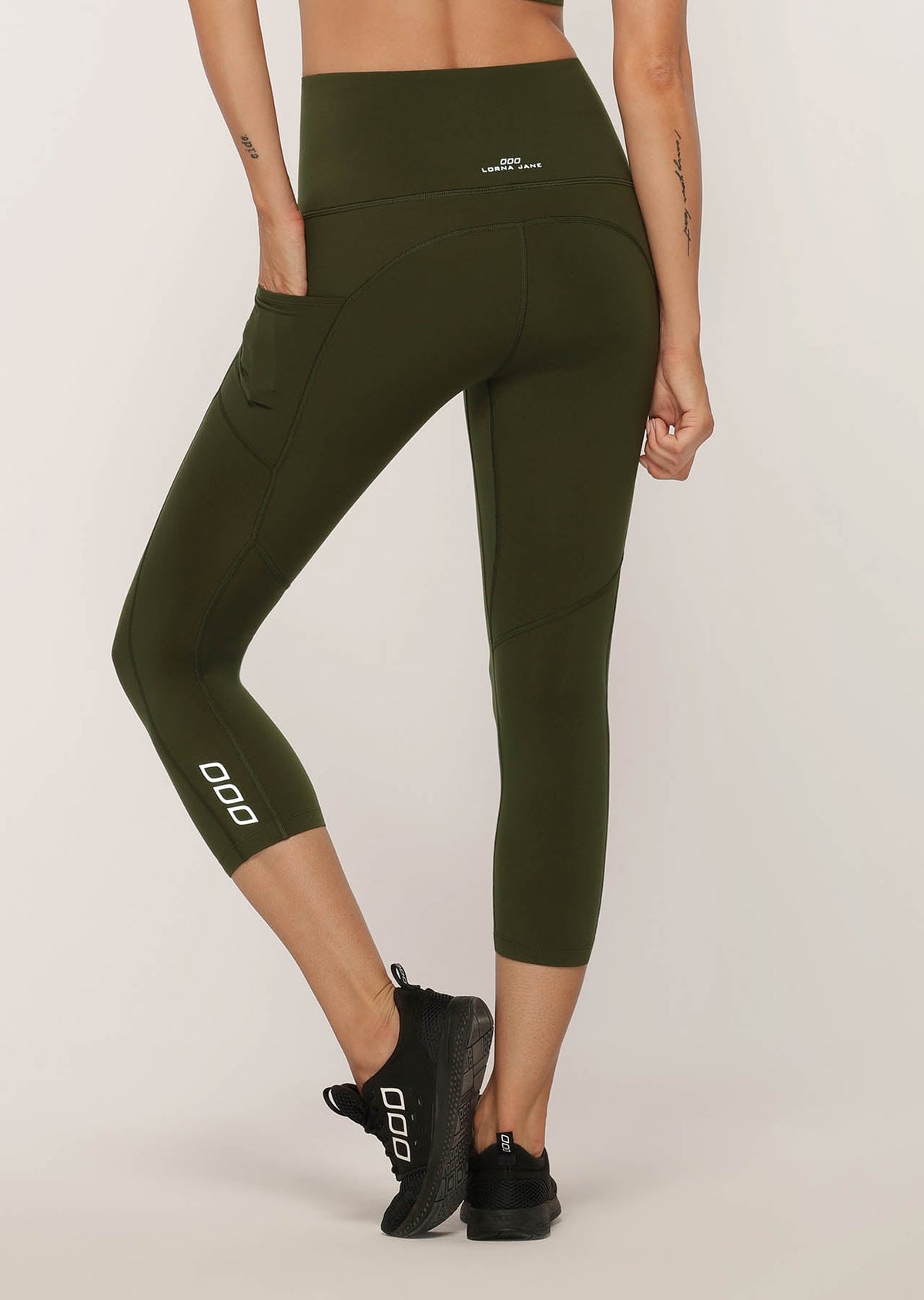 No Ride Booty 7/8 Tight