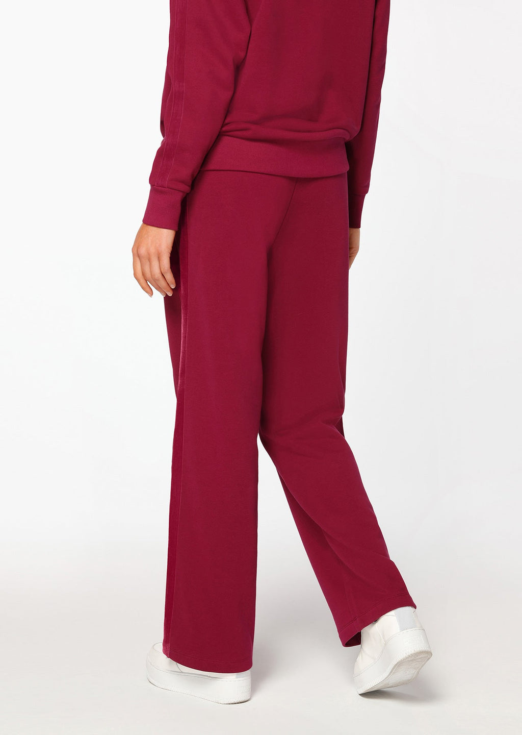Off Beat Trackie