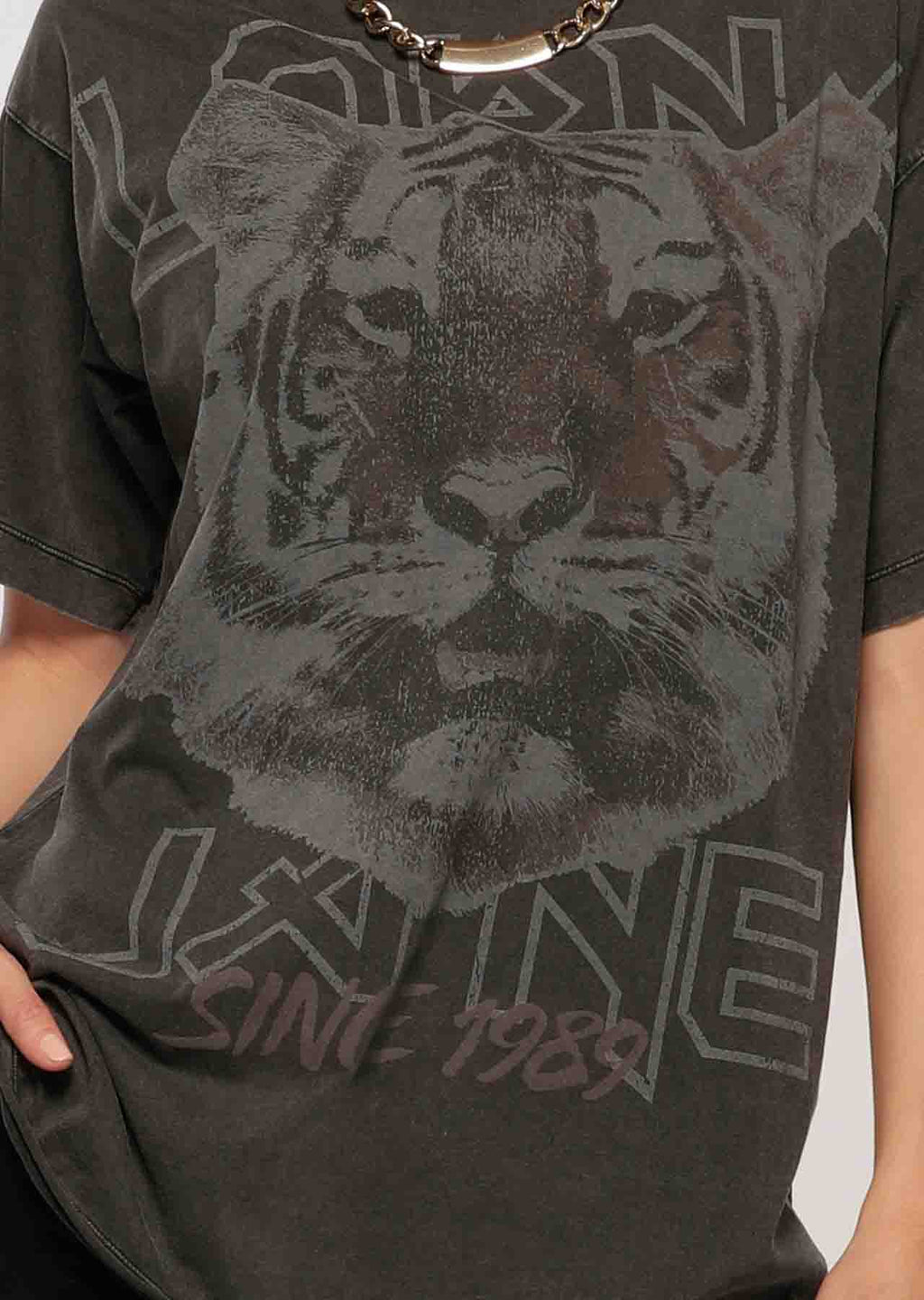 Old School Boyfriend Tee