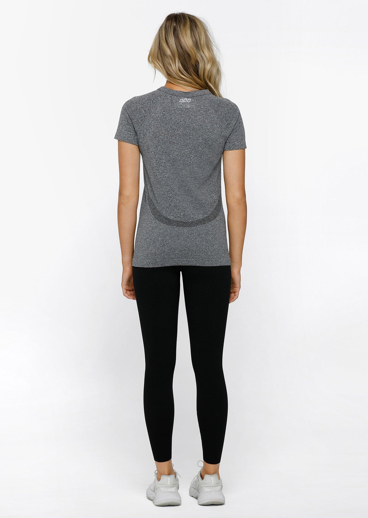 Perform Seamless Short Sleeve Top
